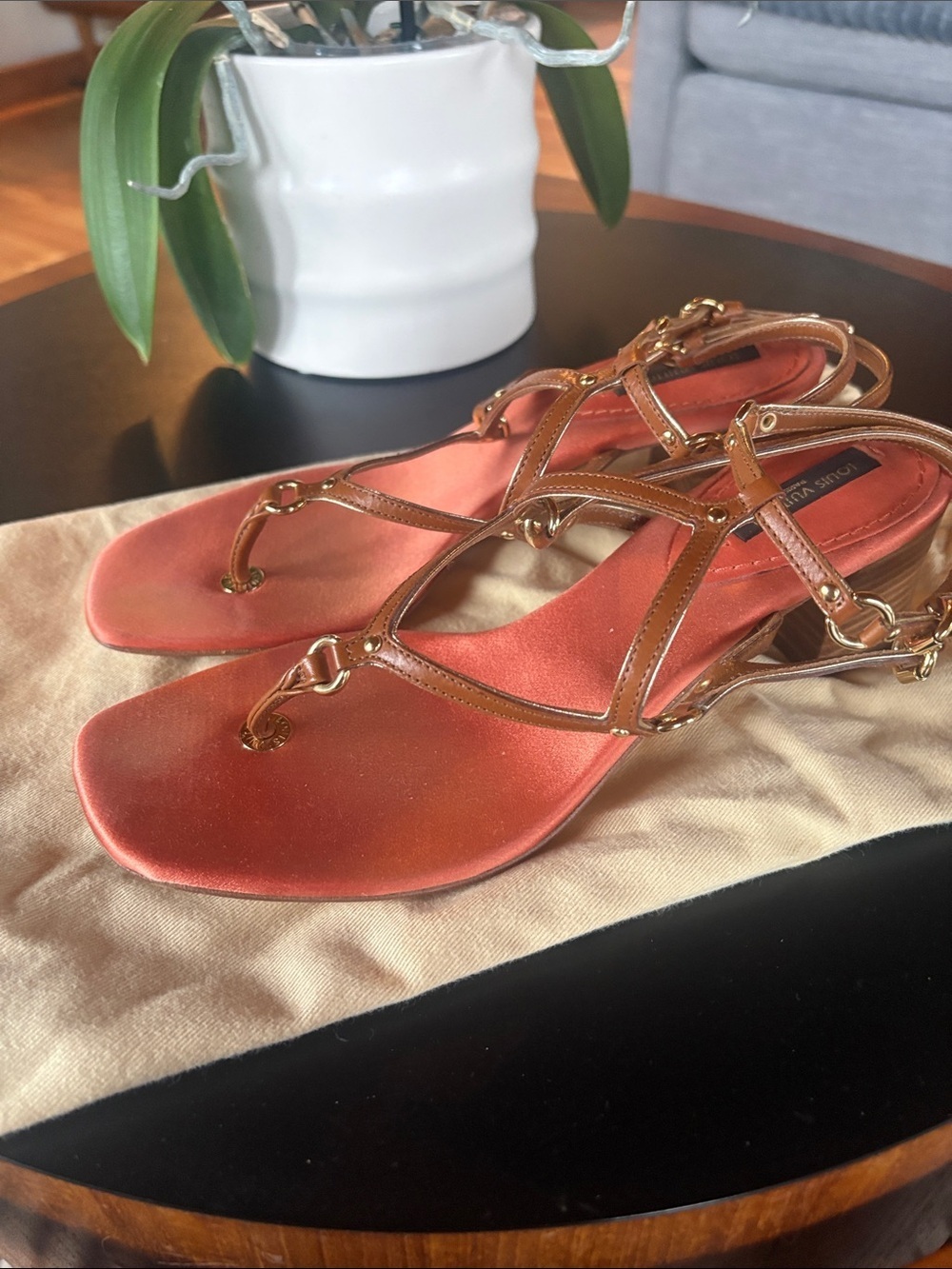 Louis Vuitton Coral and Tan T-Strap Sandals with Gold Hardware - Picture 4 of 12